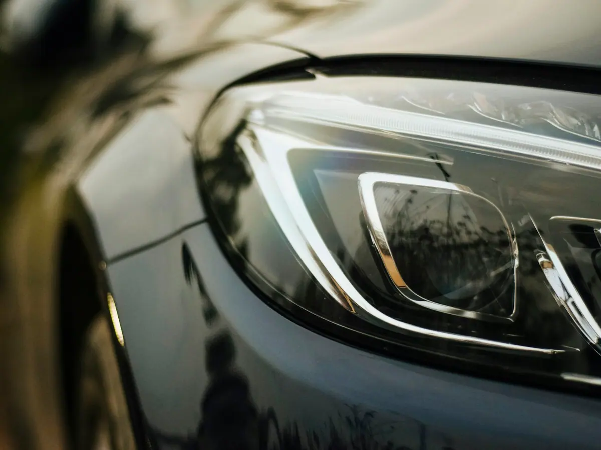Macro study of a vehicle headlight